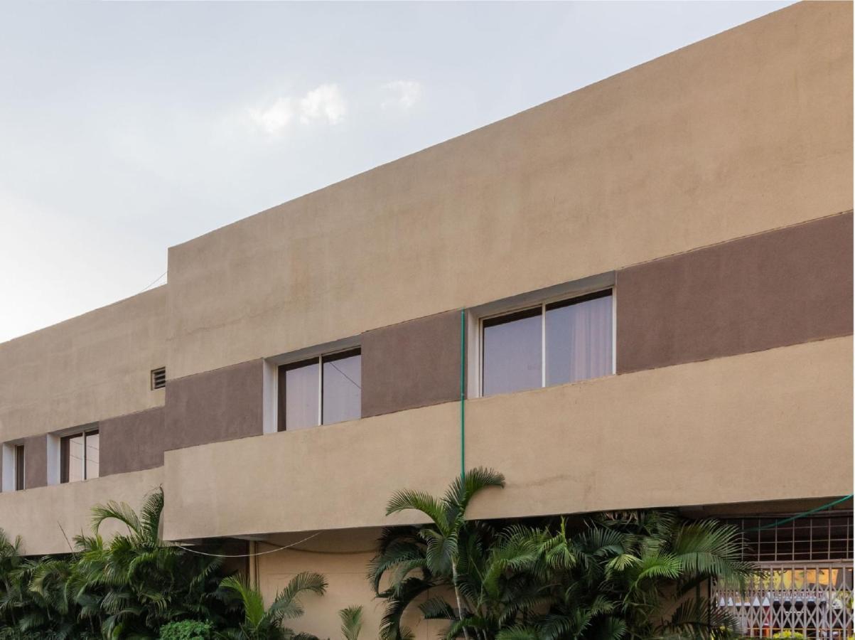 Collection O 29684 Hotel Vikram Palace & Restaurant Dayal Bagh Exterior photo