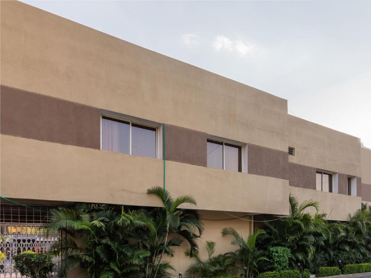 Collection O 29684 Hotel Vikram Palace & Restaurant Dayal Bagh Exterior photo